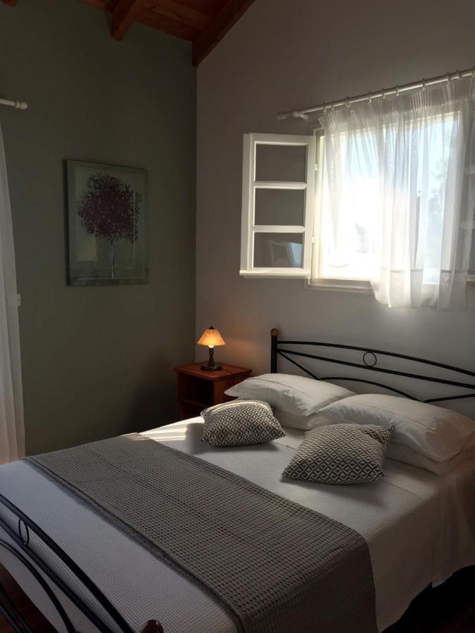 Regina Villa Фискардо Екстериор снимка