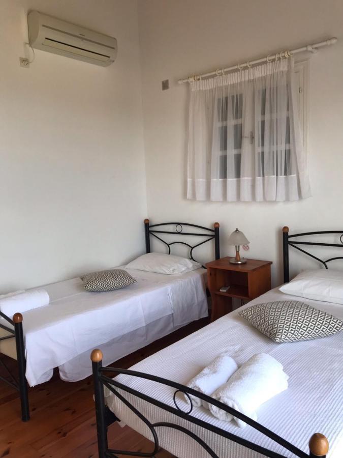 Regina Villa Фискардо Екстериор снимка